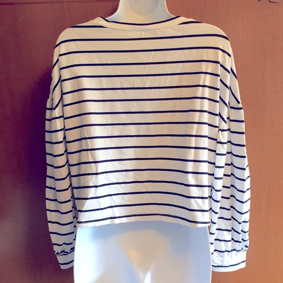 💋Listicle Stripe T shirt black White Puff Sleeve - Picture 4 of 7